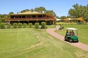 Coomealla Golf Club - Accommodation NT
